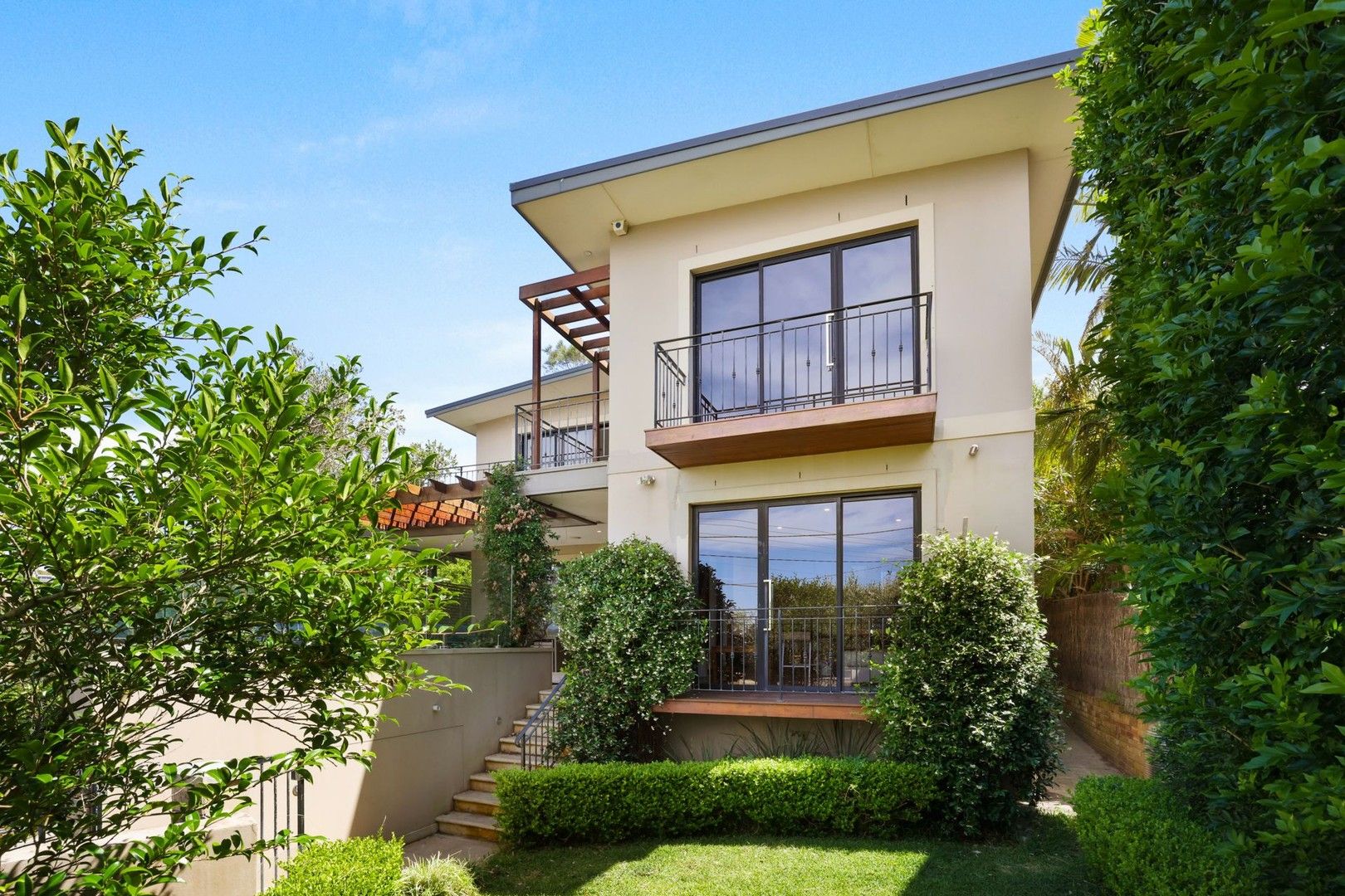 Queenscliff Road, Queenscliff NSW 2096 4 beds house for Rent, Contact