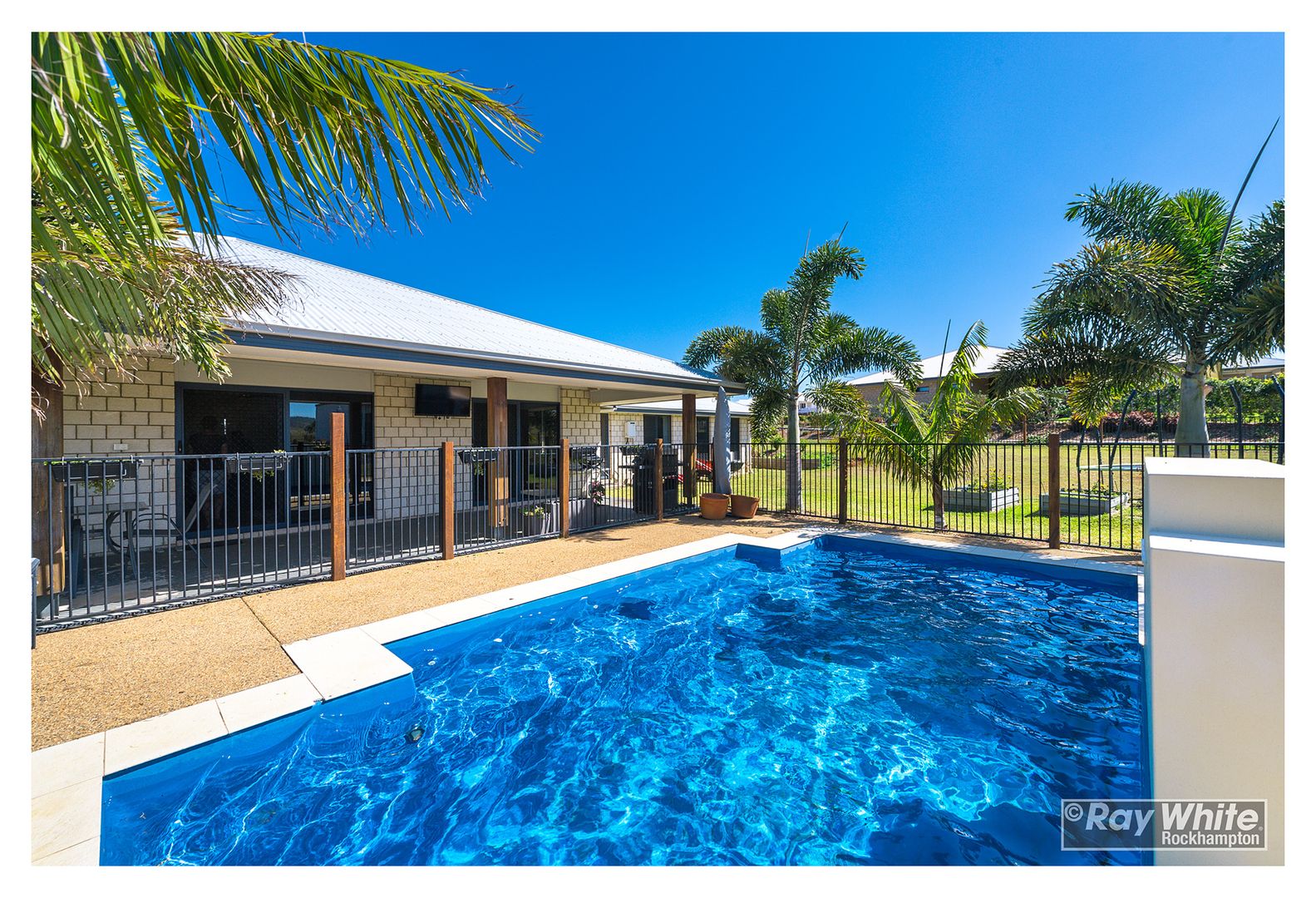 8 Trinity Avenue, Rockyview QLD 4701, Image 2