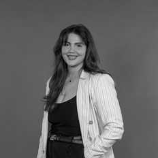 Rachel Ellis, Sales representative