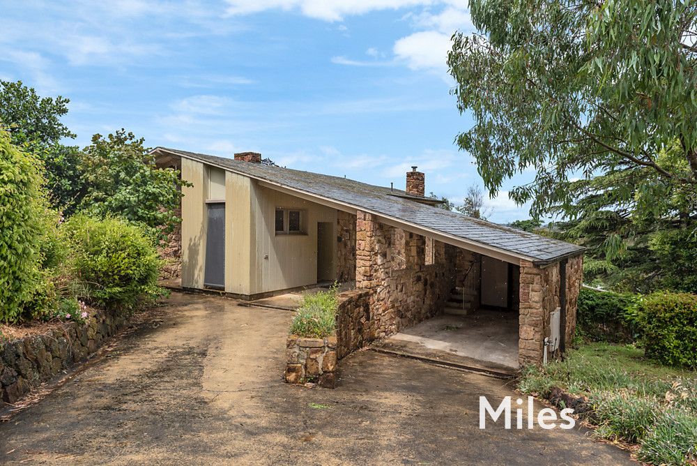 39 Streeton Crescent, Ivanhoe East VIC 3079 House For Rent 890