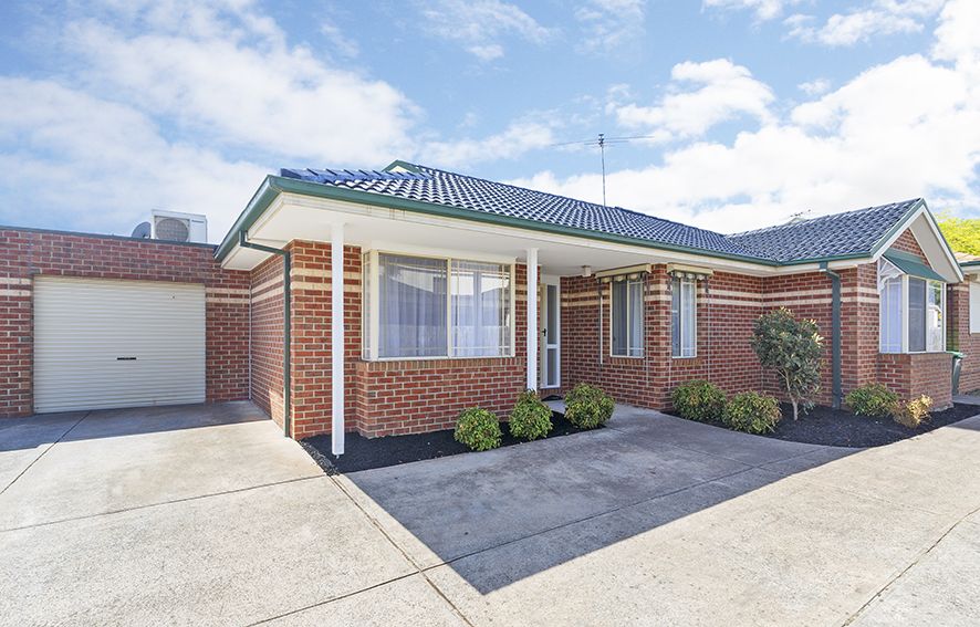 3 bedrooms Apartment / Unit / Flat in 2/58 Josef Avenue BUNDOORA VIC, 3083