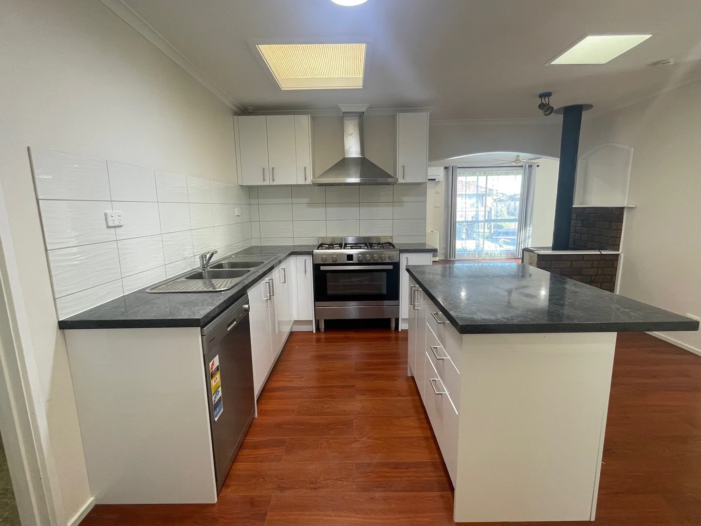 Additional image 2 of 21 Kallay Street, Clayton South VIC 3169