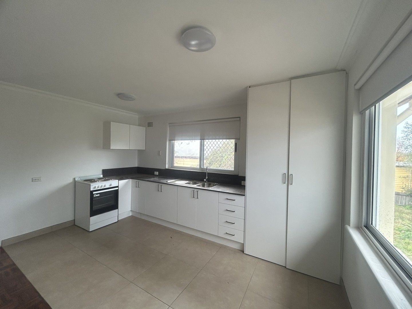 2 bedrooms Apartment / Unit / Flat in 3/21 View Street CESSNOCK NSW, 2325