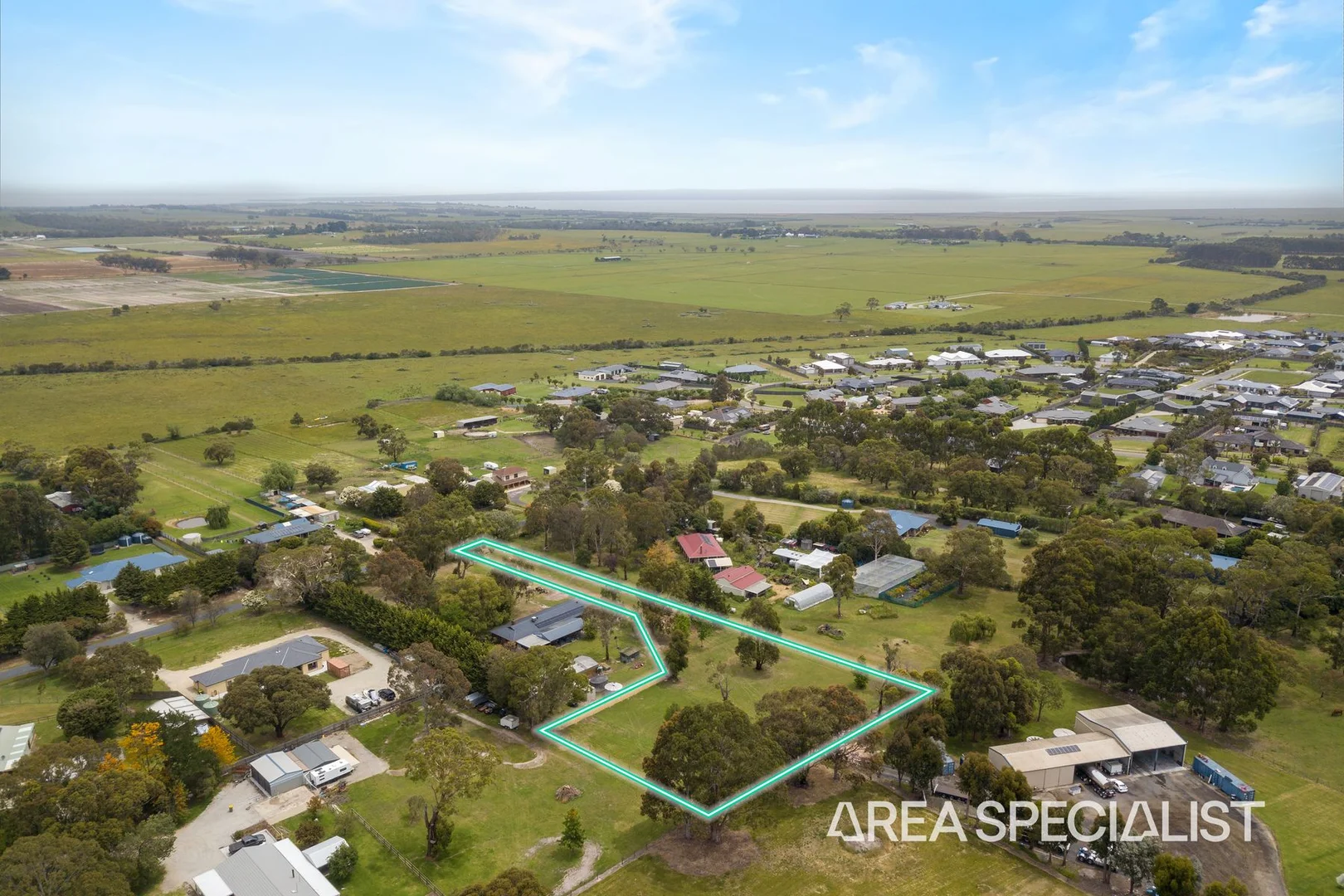 Additional image 11 of 2/21 Wattle Court, Lang Lang VIC 3984