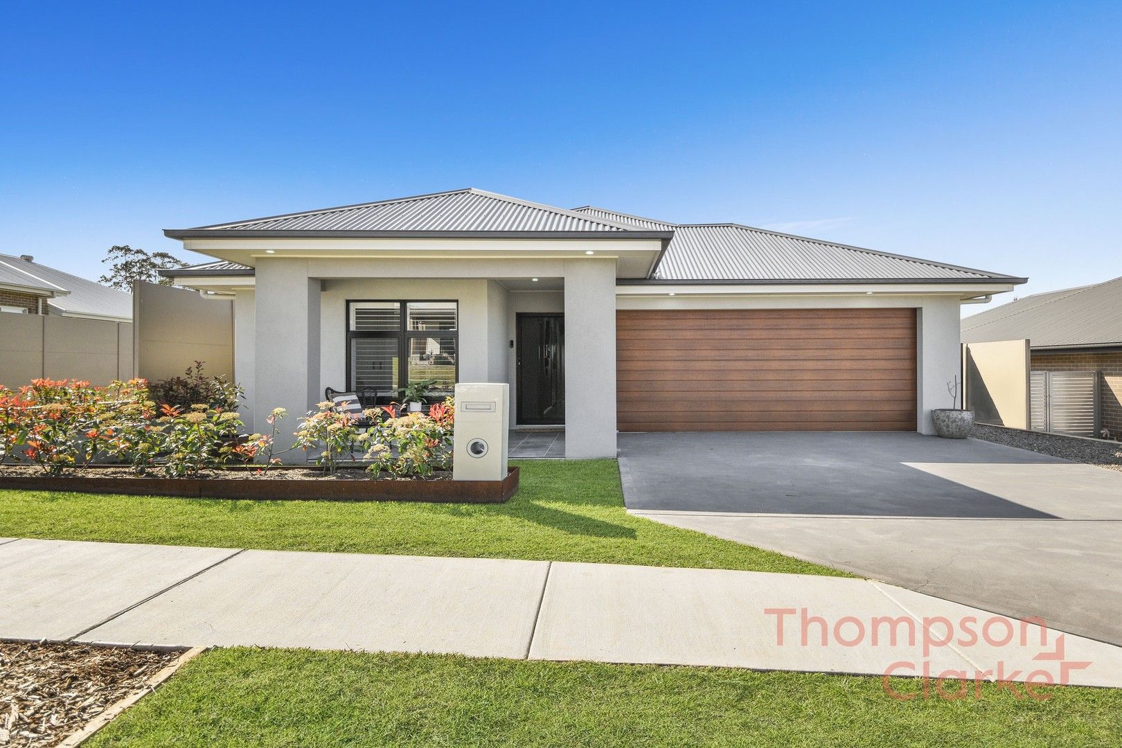 4 bedrooms House in 15 Amos Road NORTH ROTHBURY NSW, 2335