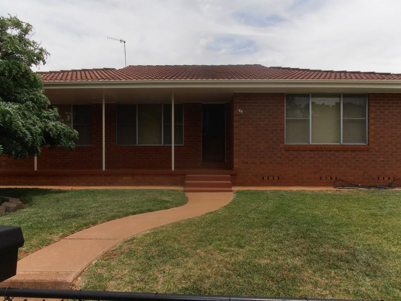 10A Mahonga Street, Condobolin NSW 2877, Image 0