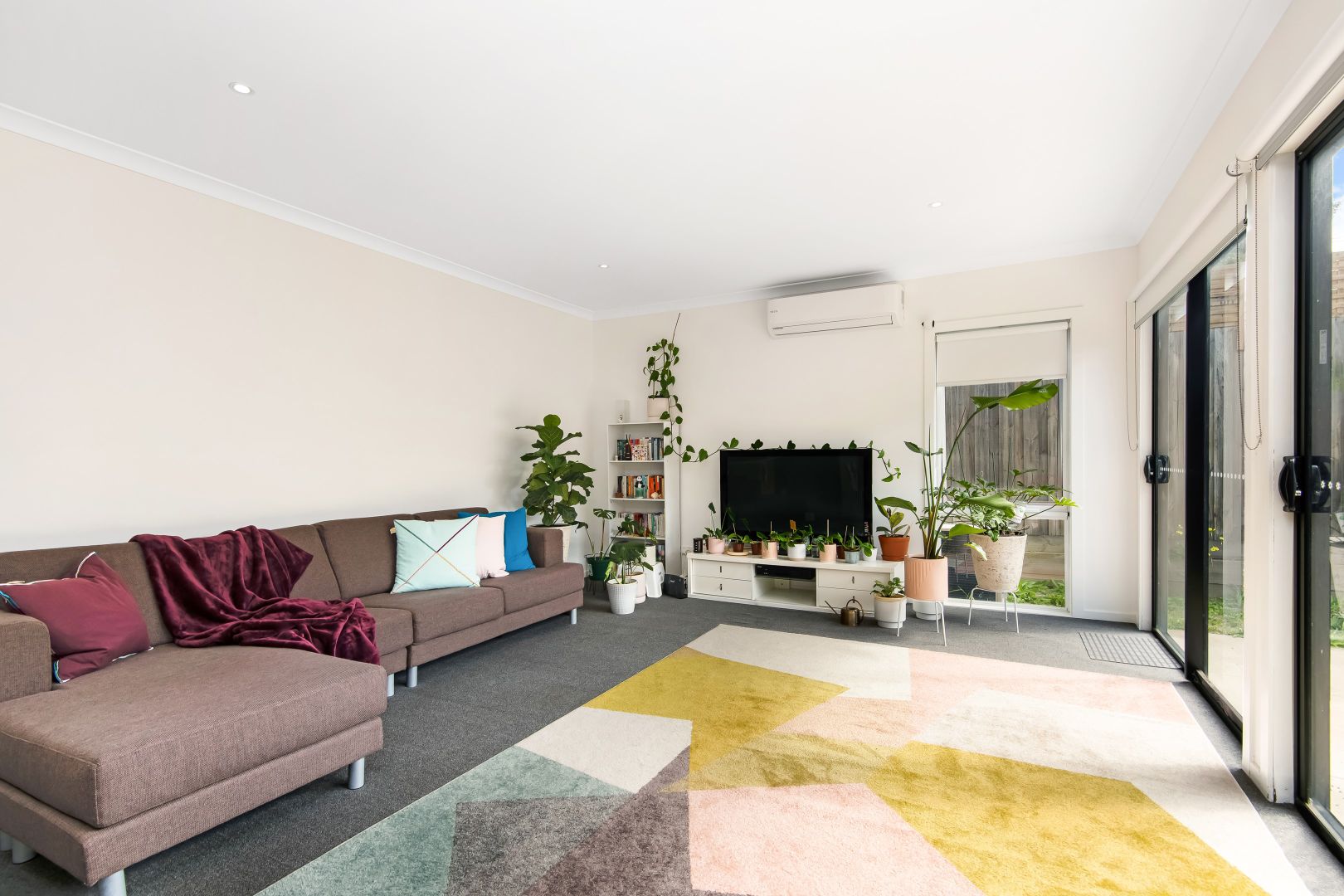 6/5 Oxford Street, Whittington VIC 3219, Image 2