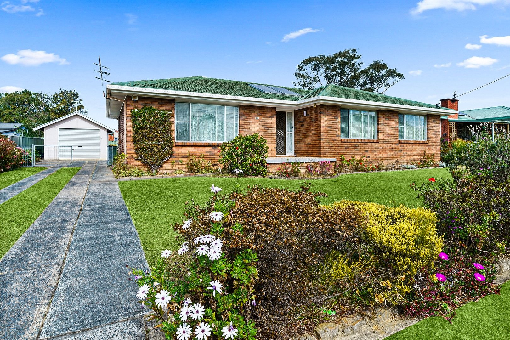 42 Edwards Avenue, Bomaderry NSW 2541, Image 0