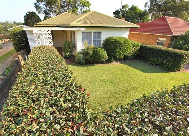 37 Byrarong Avenue, Mangerton NSW 2500