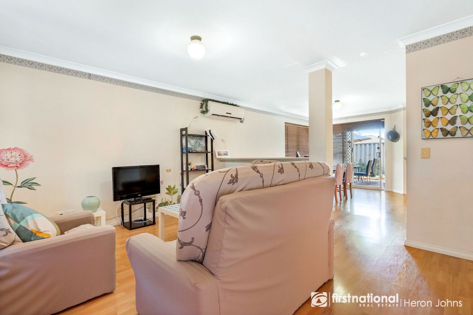 2/157 Sevenoaks Street, Cannington WA 6107, Image 2