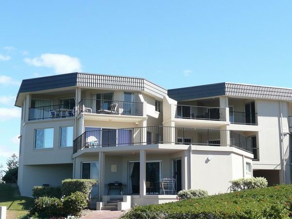 Romiaka 6 1 Pippi Street Yamba Nsw 2464 Apartment For Rent 650 2100 Domain