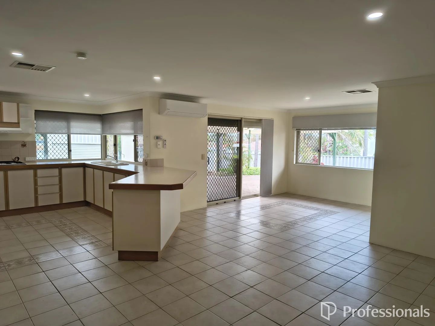 Additional image 3 of 39 Hyland Crescent, Clarkson WA 6030