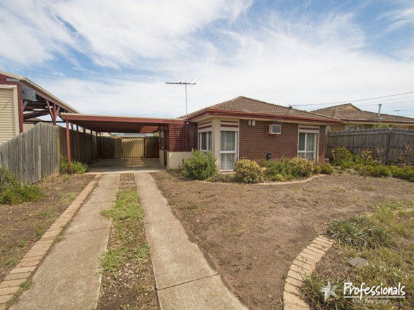 19 Morshead Street, Melton South VIC 3338