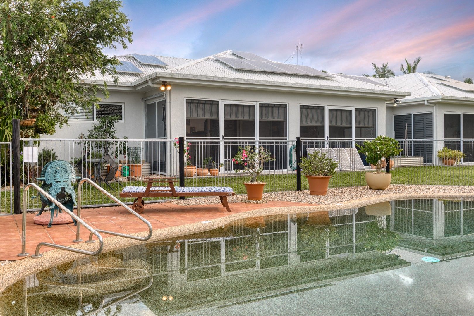 2/25-27 Thooleer Close, Cooya Beach QLD 4873, Image 0