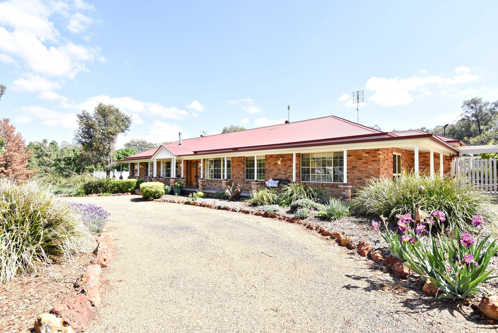 13L Debeaufort Drive, Dubbo NSW 2830, Image 0