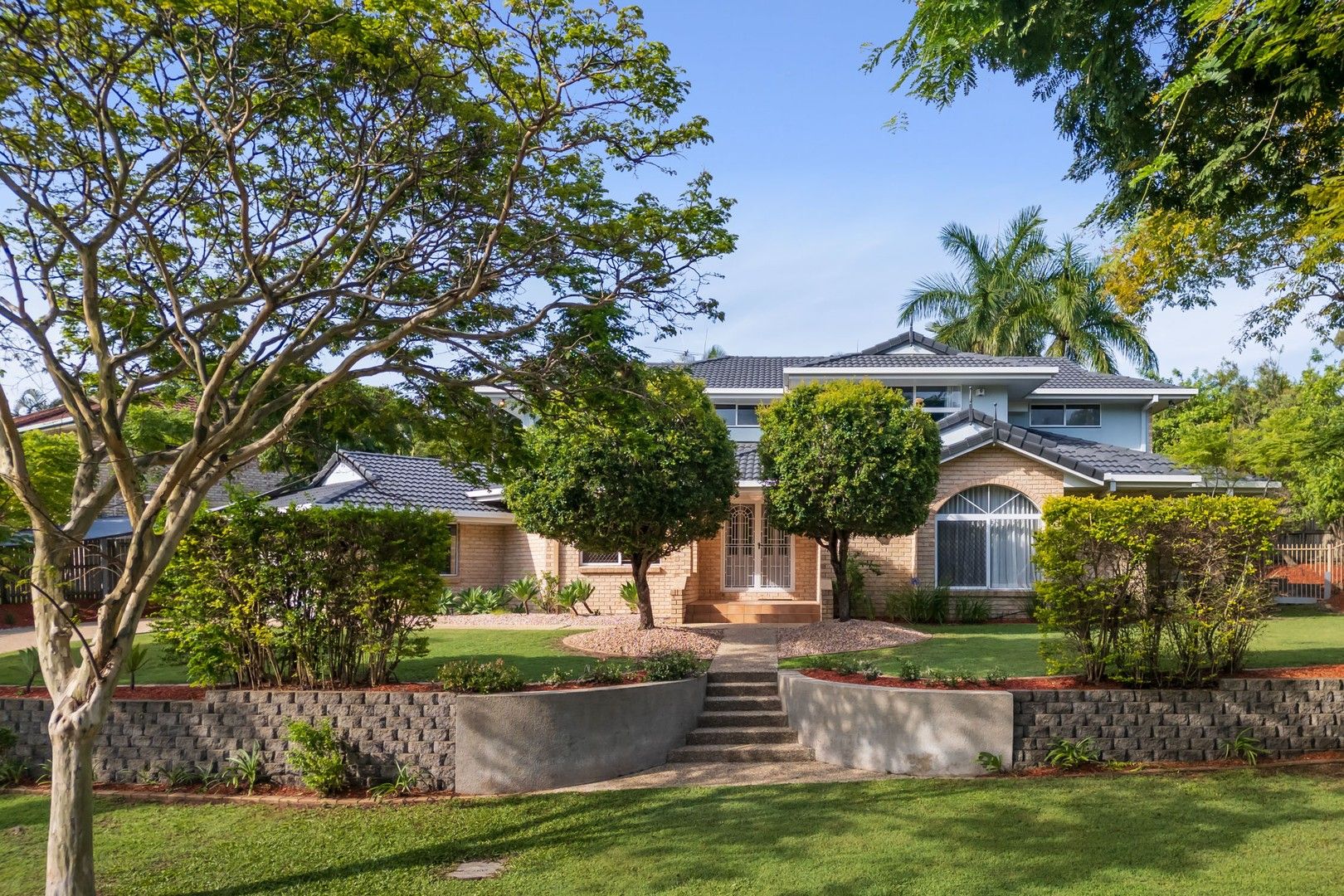 4 bedrooms House in 7 Cassatt Place FOREST LAKE QLD, 4078