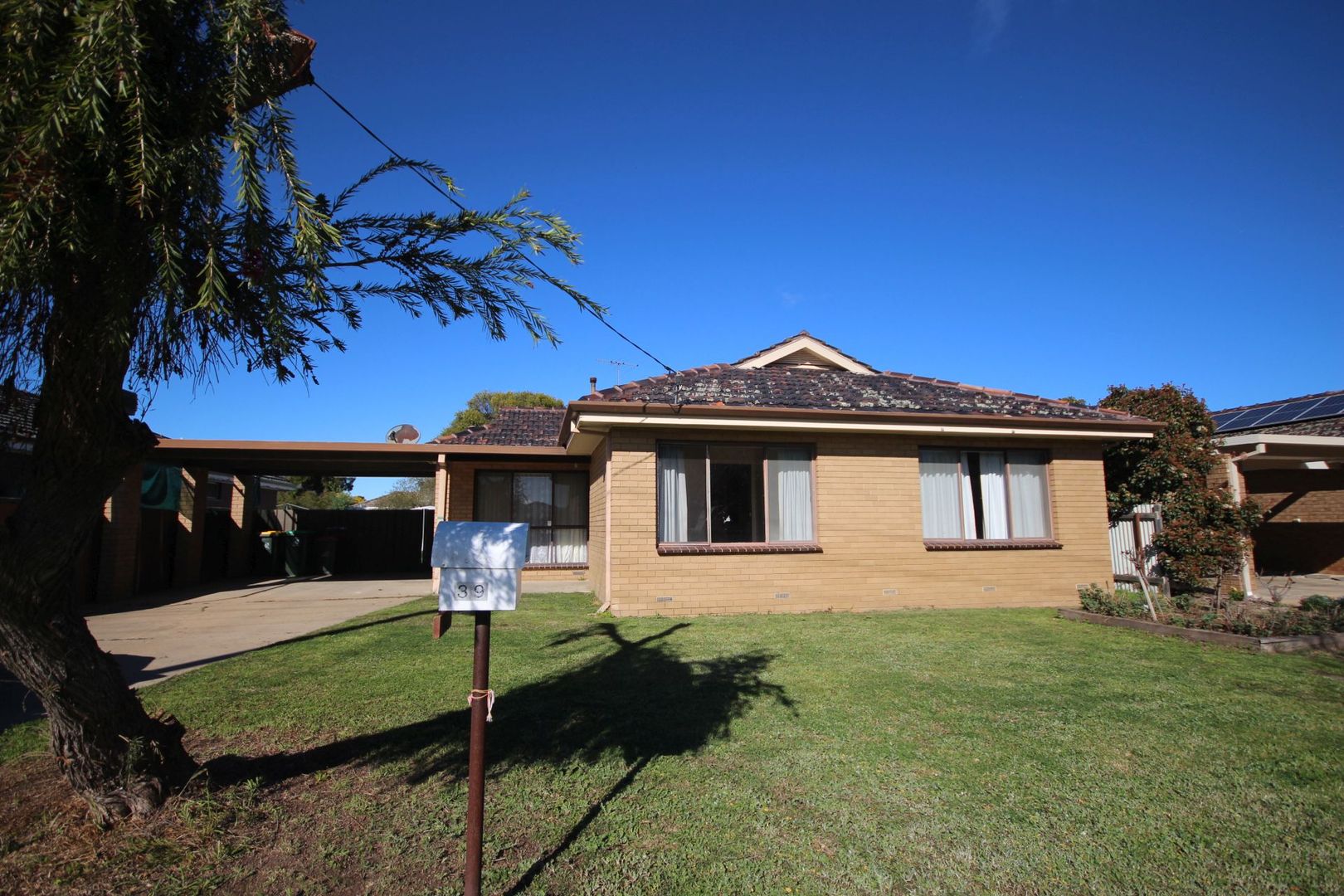 39 Franklin Street Wangaratta Vic 3677 House For Rent 335 Domain