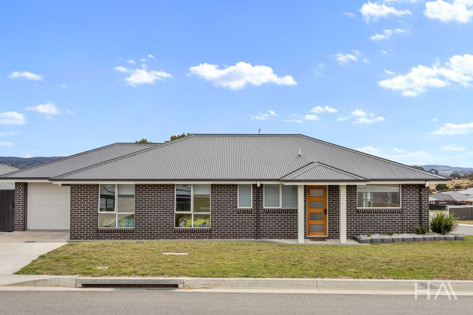 1/34 Tenzing Drive, St Leonards TAS 7250, Image 0