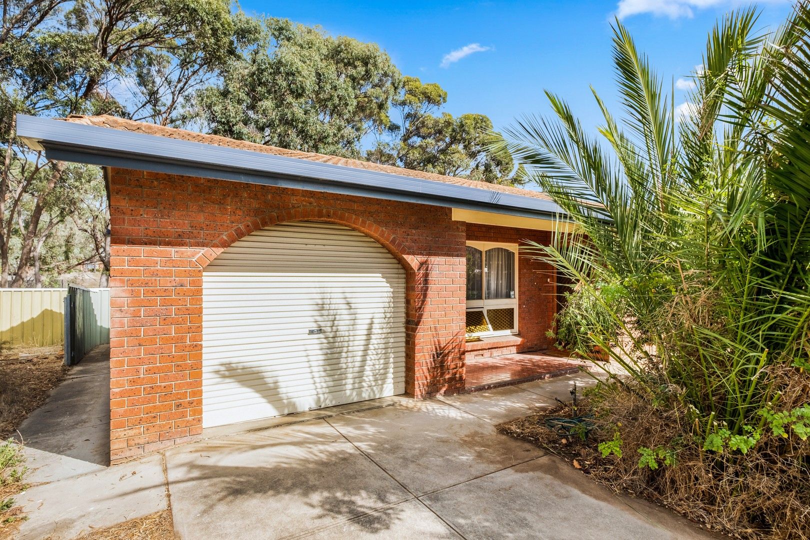 2 bedrooms Apartment / Unit / Flat in 1/25 Meadowvale Road MODBURY SA, 5092