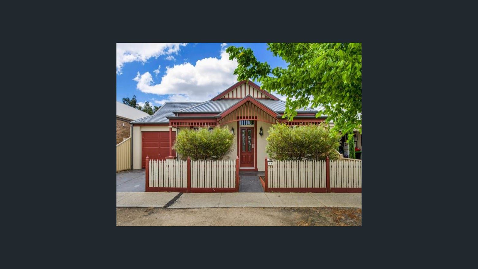 3 bedrooms House in 14 Tumbalong Street CAROLINE SPRINGS VIC, 3023