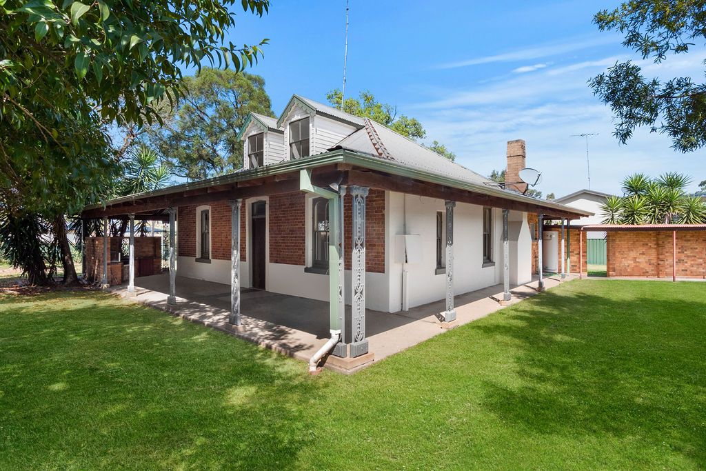 2 bedrooms House in 19 Pitt Town Road PITT TOWN NSW, 2756