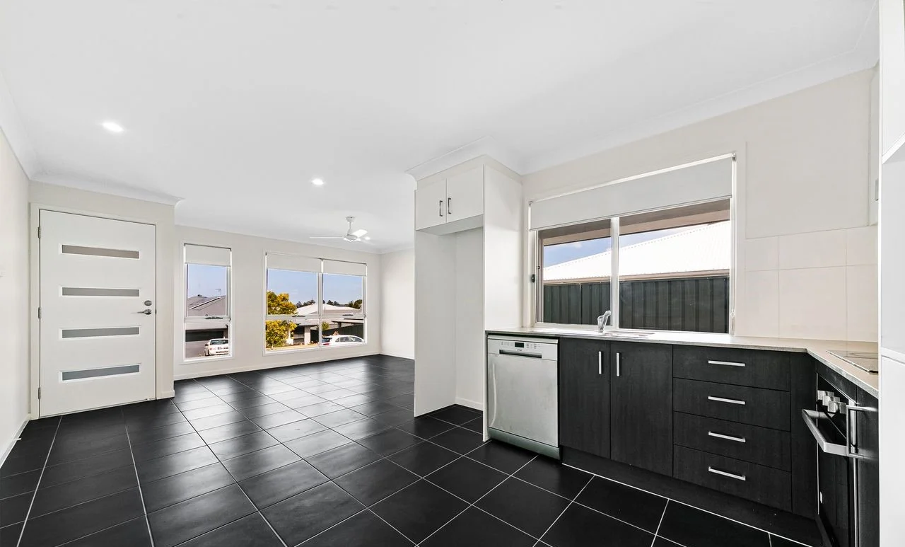 Additional image 3 of 2/7e Trinity Point Drive, Morisset Park NSW 2264