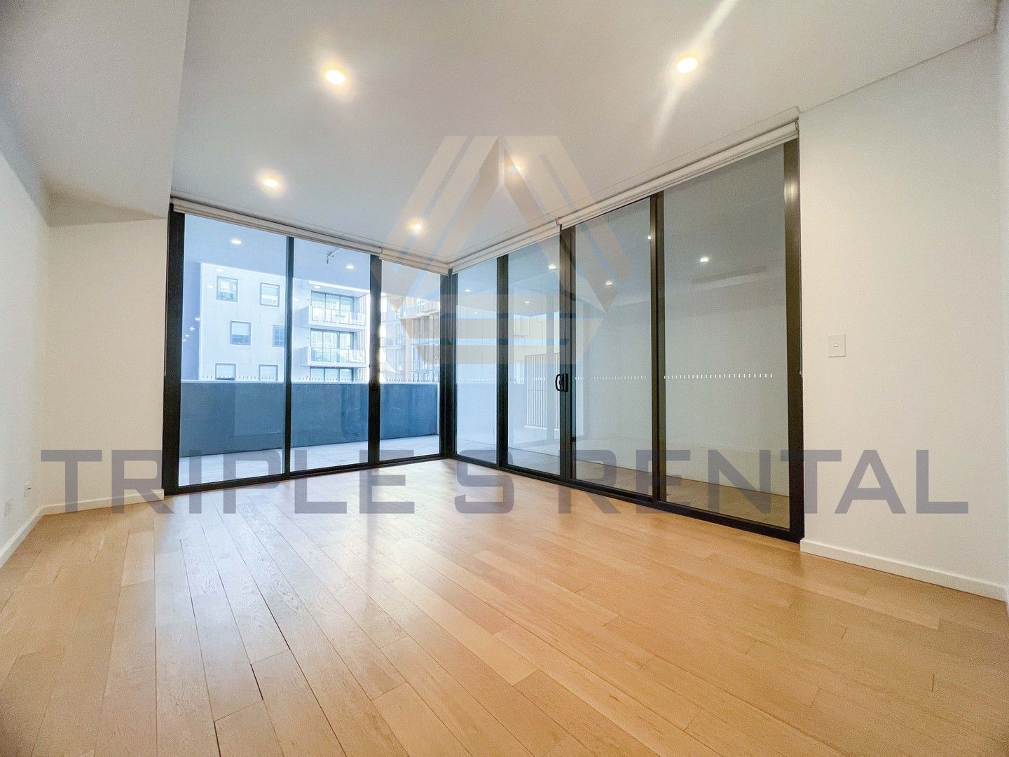 1 bedrooms Apartment / Unit / Flat in 306/12 Paul Street ZETLAND NSW, 2017