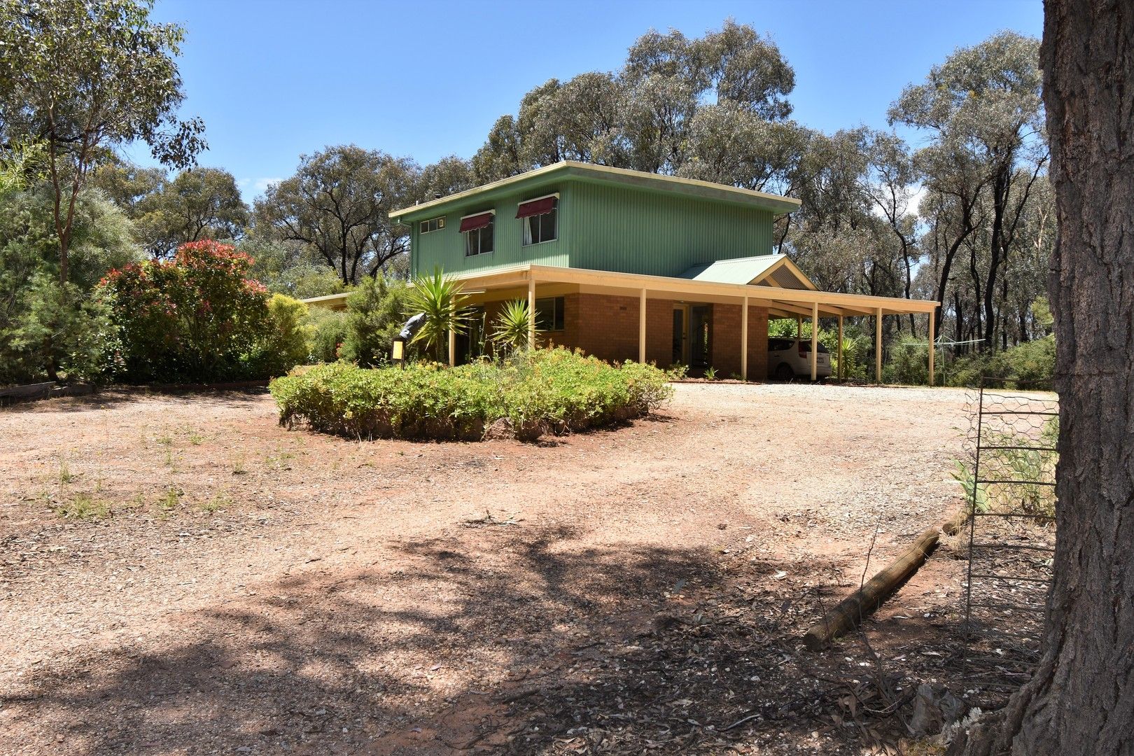 243 North Road, Chiltern VIC 3683, Image 0