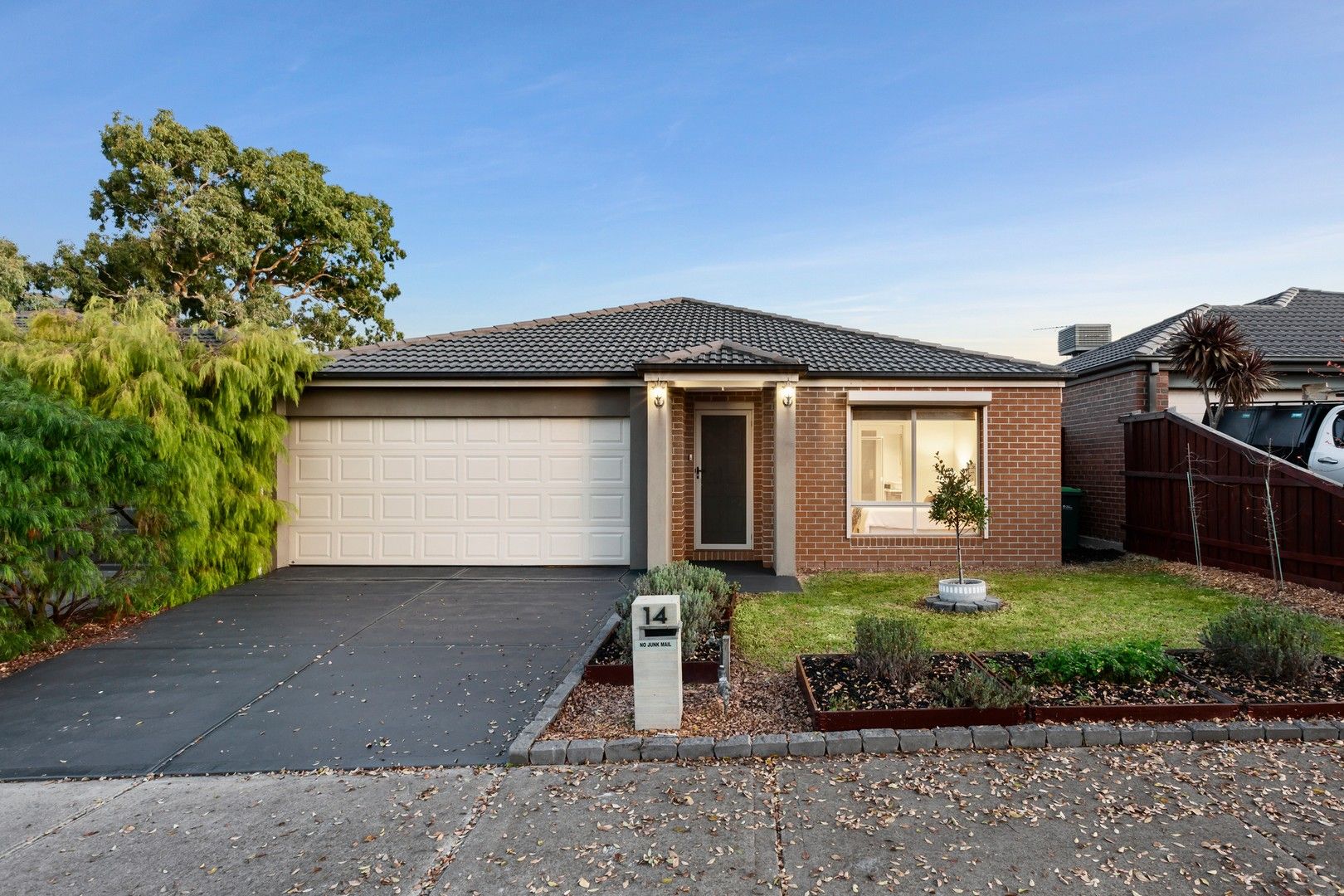 14 Peak Crescent, Doreen VIC 3754, Image 0