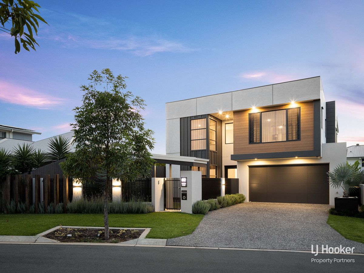 5 bedrooms House in 82 Resurge Street ROCHEDALE QLD, 4123