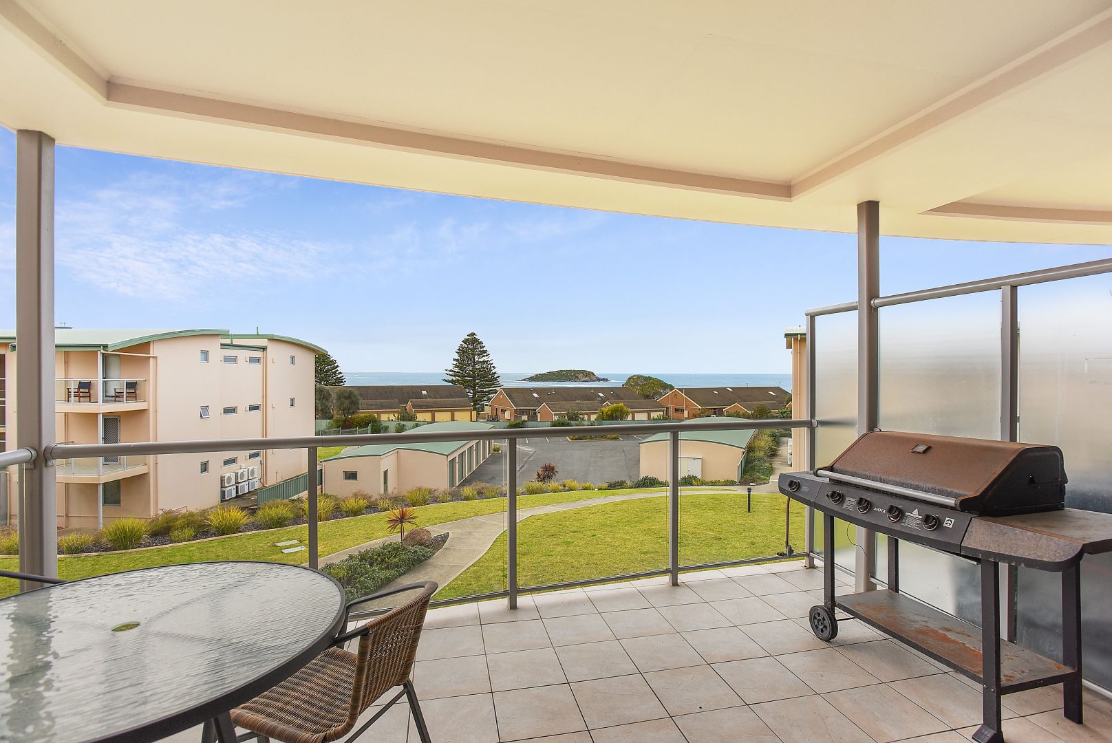 9/2 Solway Crescent, Encounter Bay SA 5211, Image 2