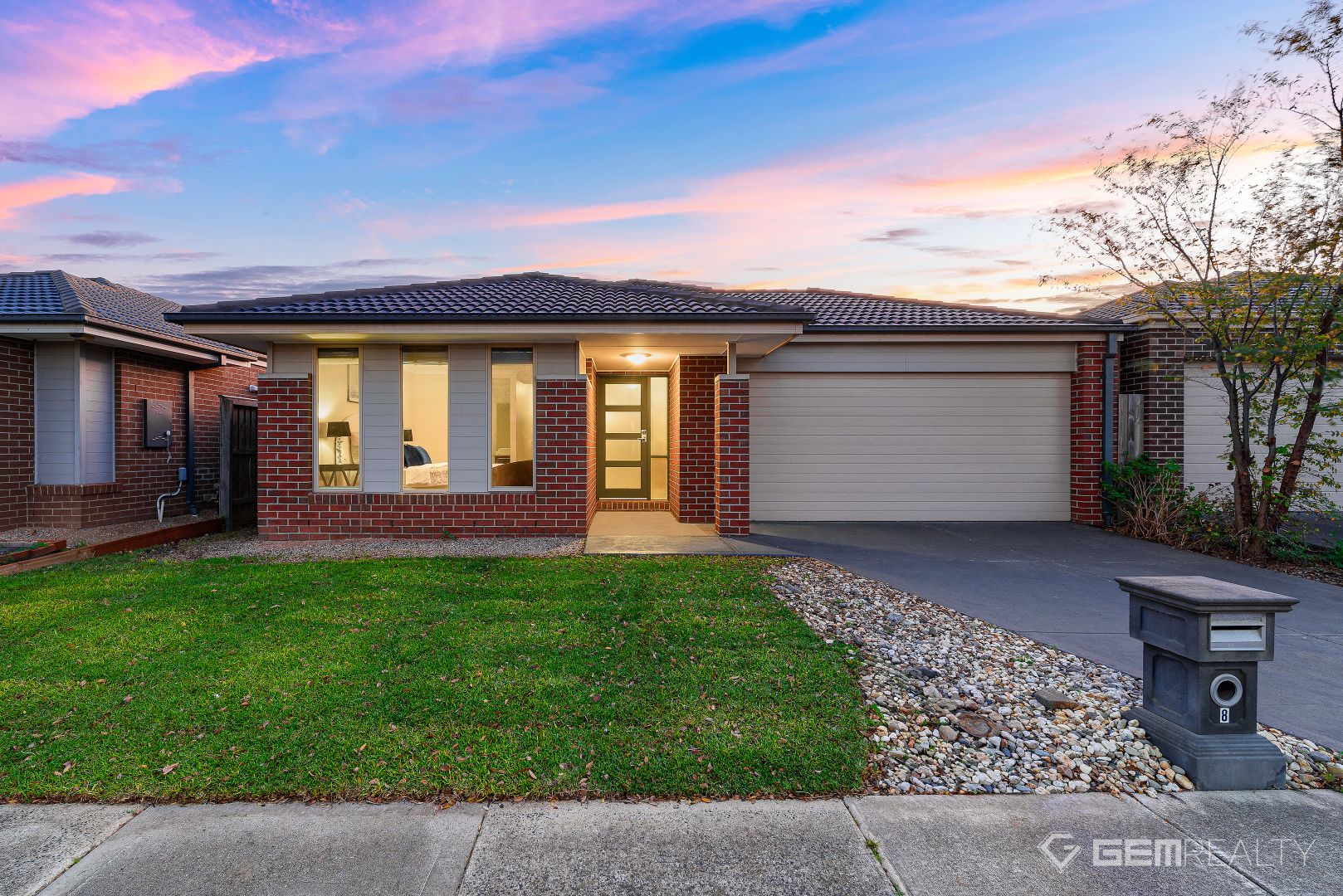 8 Trigg Way, Point Cook VIC 3030
