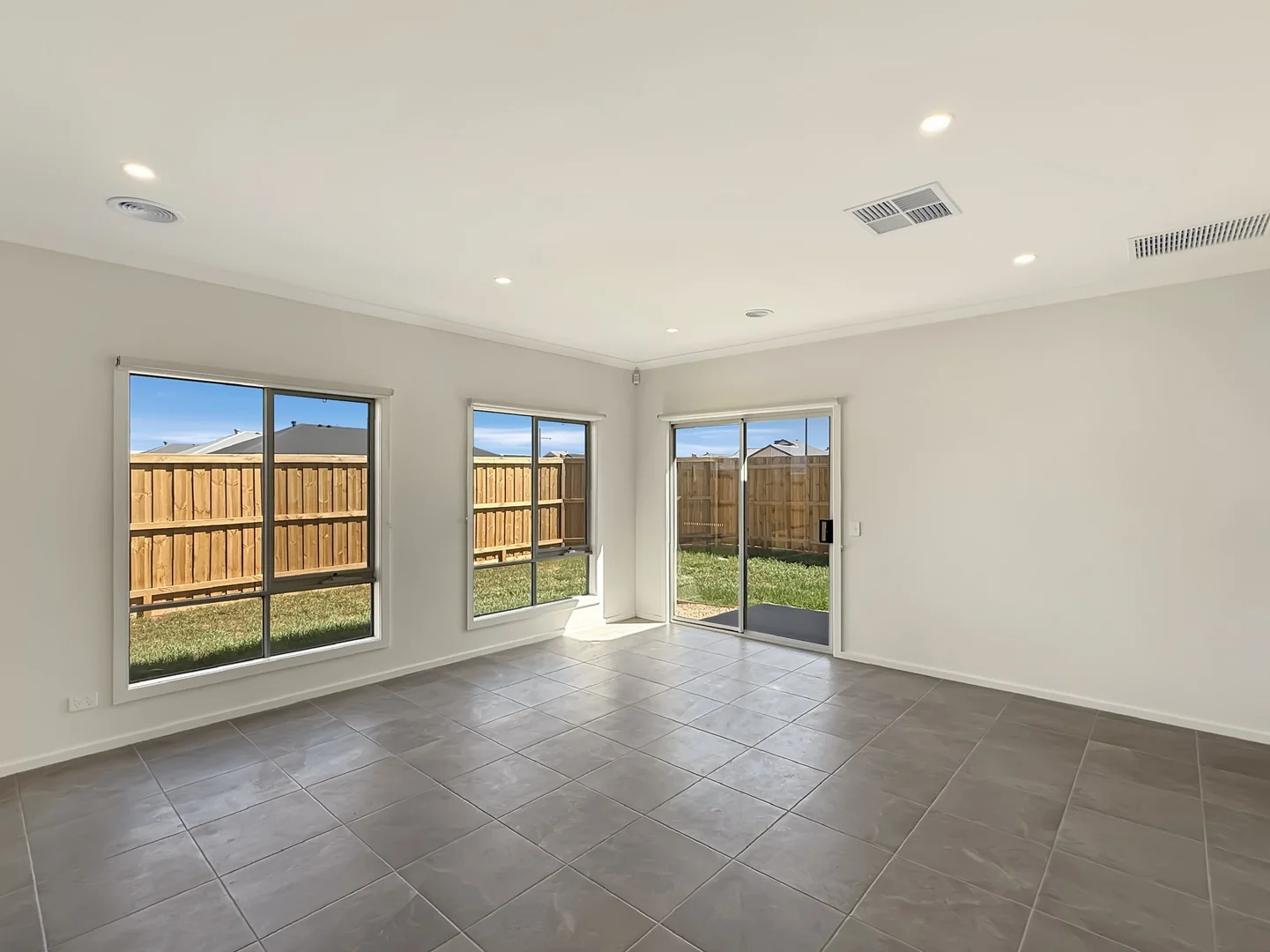 Additional image 6 of 18 Brim Crescent, Eynesbury VIC 3338