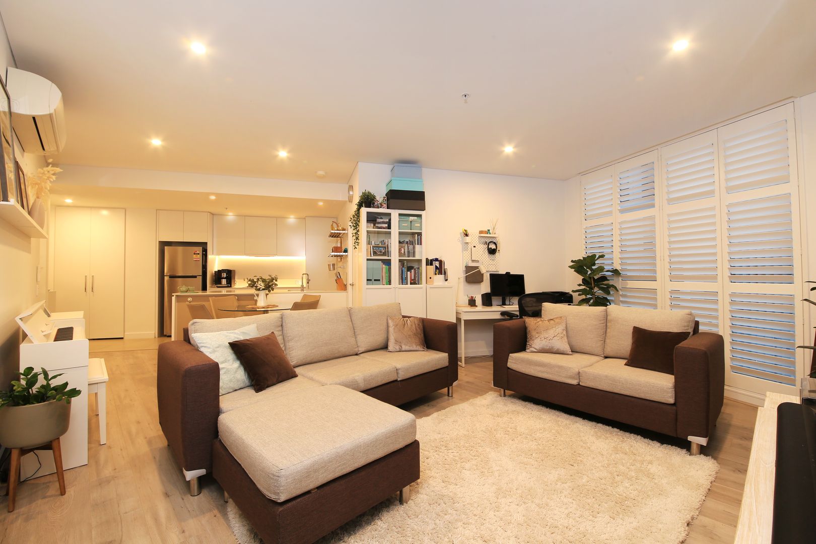 2 bedrooms Apartment / Unit / Flat in 316/20 Chisholm Street WOLLI CREEK NSW, 2205