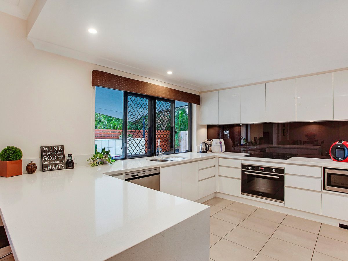 3 Nepean Court, Varsity Lakes QLD 4227, Image 1