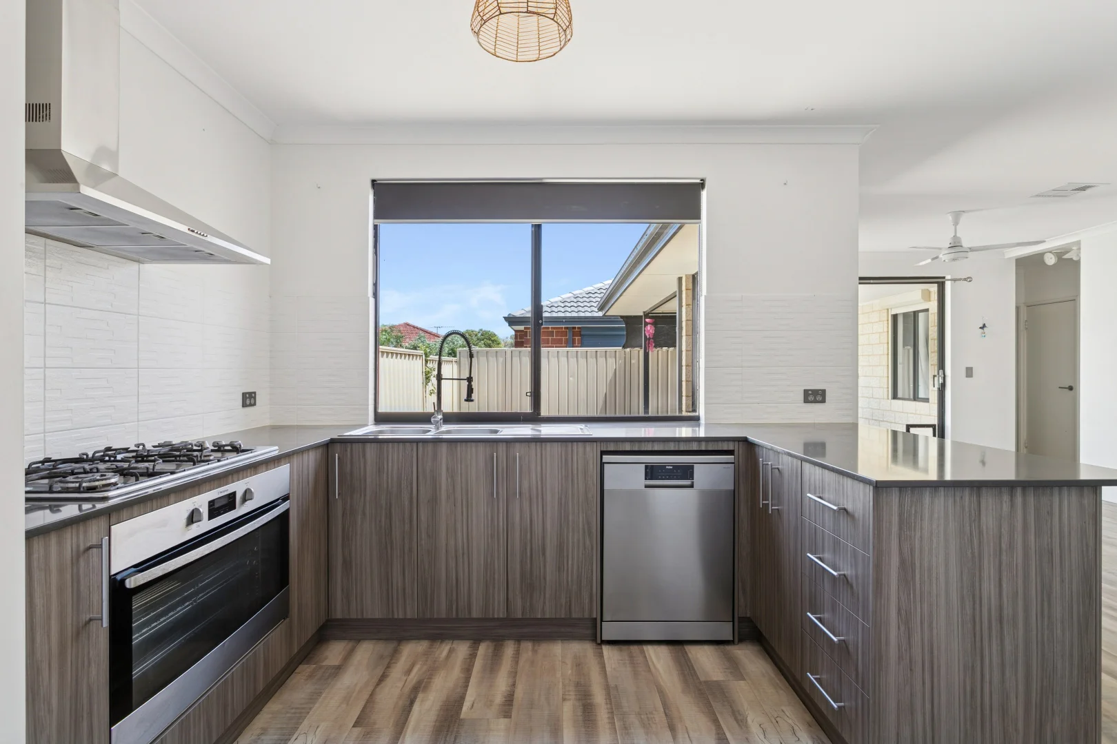 Additional image 5 of 124 Lowanna Way, Armadale WA 6112