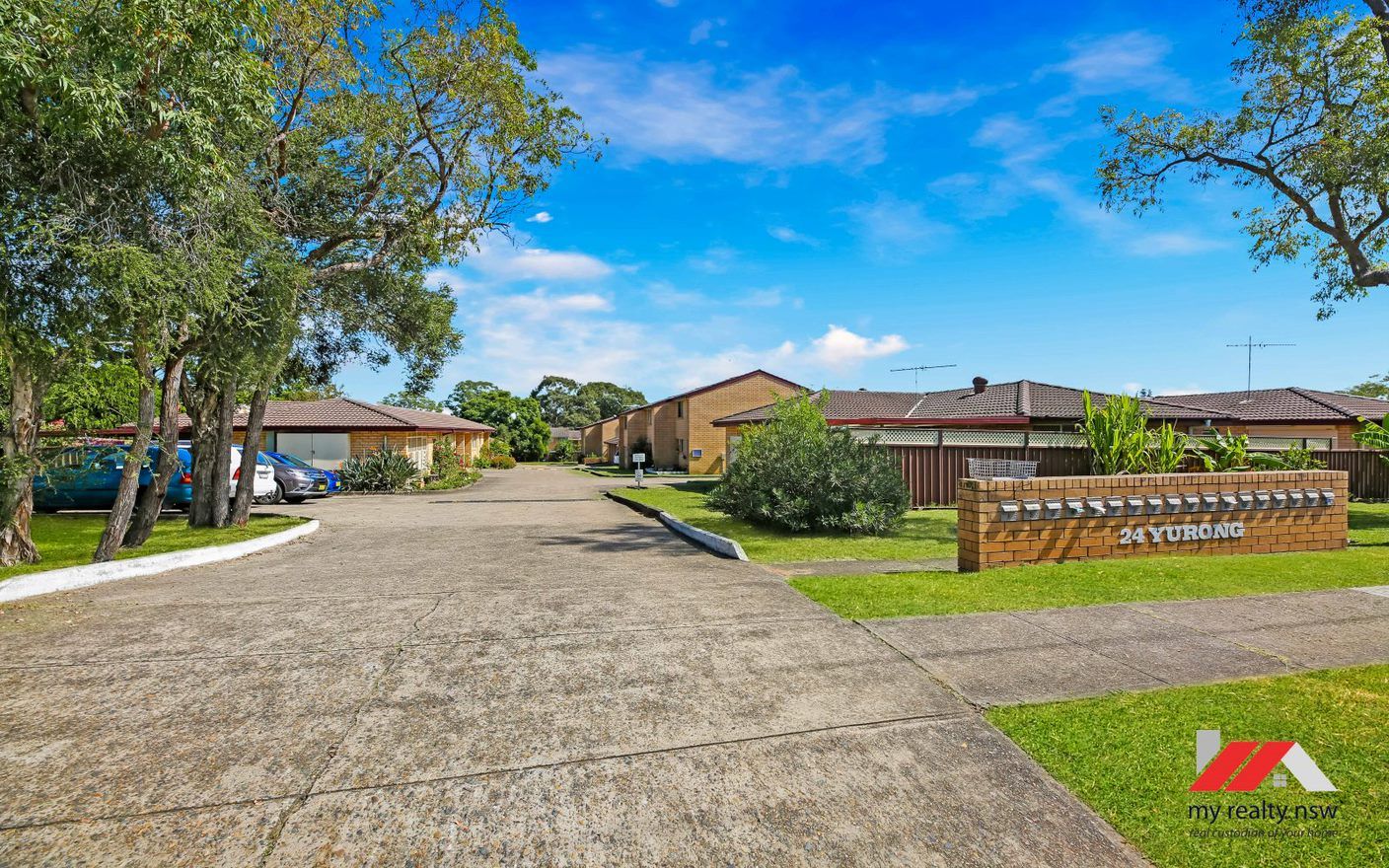 10/24 Atchison Road, Macquarie Fields NSW 2564, Image 2