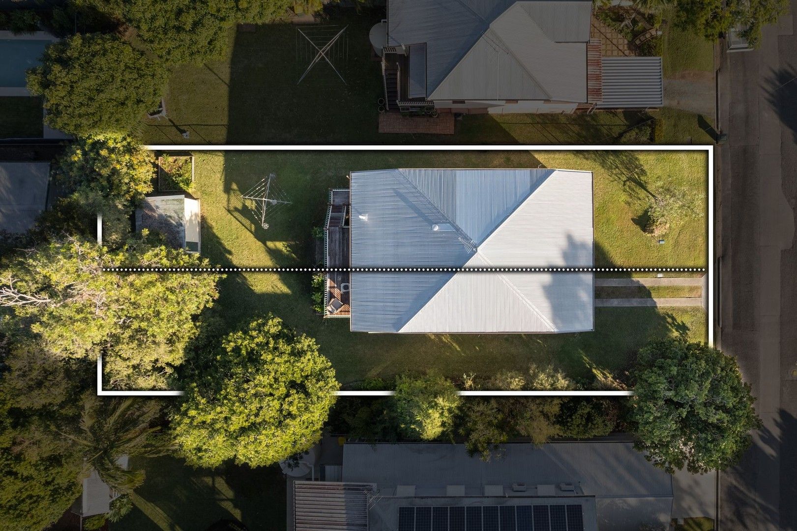 3 bedrooms House in 11 Robinson Street SHORNCLIFFE QLD, 4017