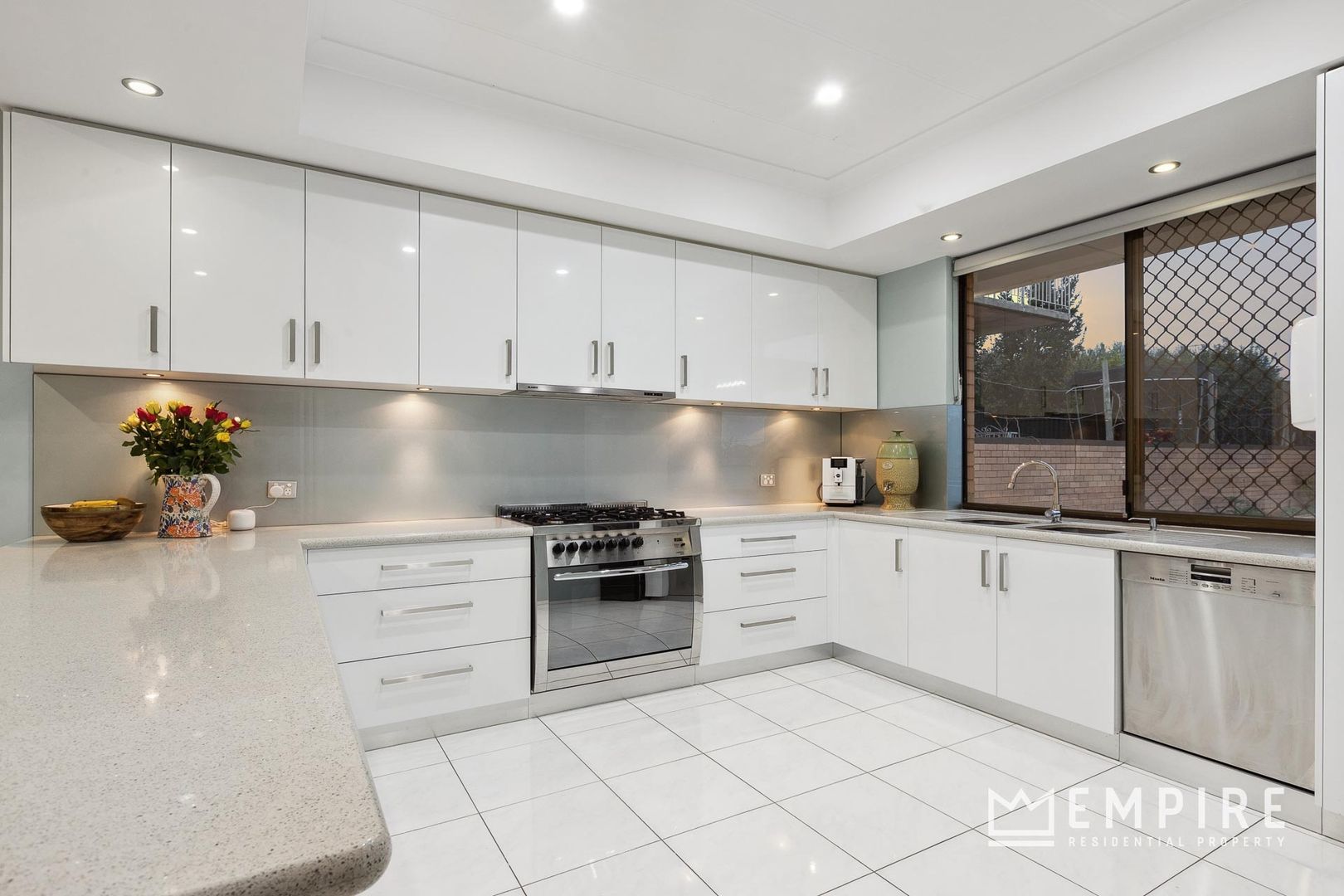 227 South Street, Beaconsfield WA 6162, Image 2