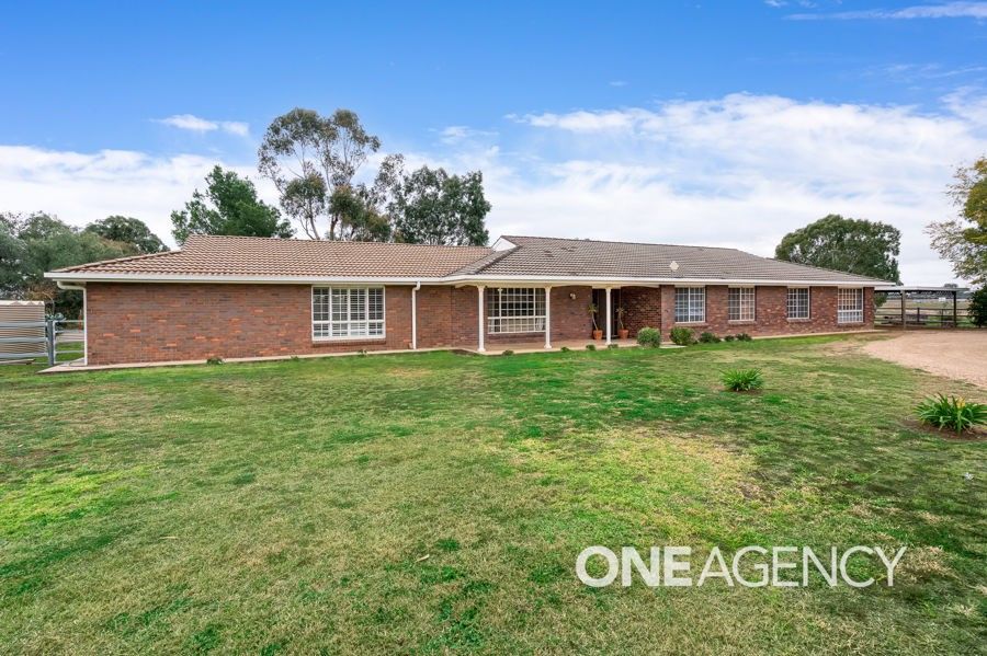 67 CUMMINS ROAD, Lake Albert NSW 2650, Image 0