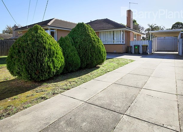 17 Redfern Crescent, Mulgrave VIC 3170