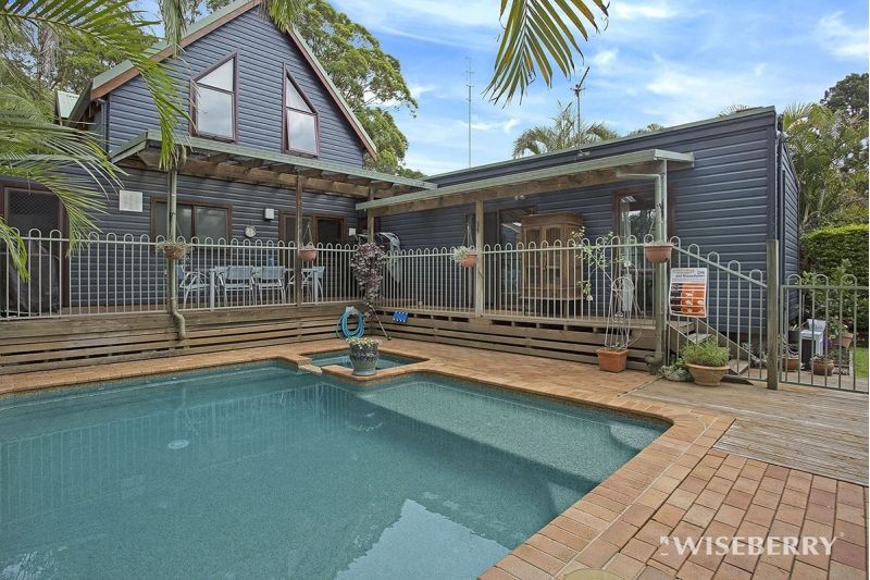 215 Cygnet Drive, Berkeley Vale NSW 2261, Image 0