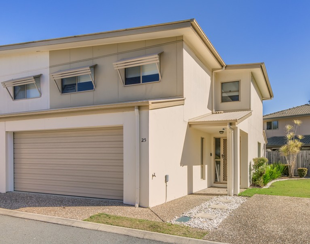 25/2 Weir Drive, Upper Coomera QLD 4209