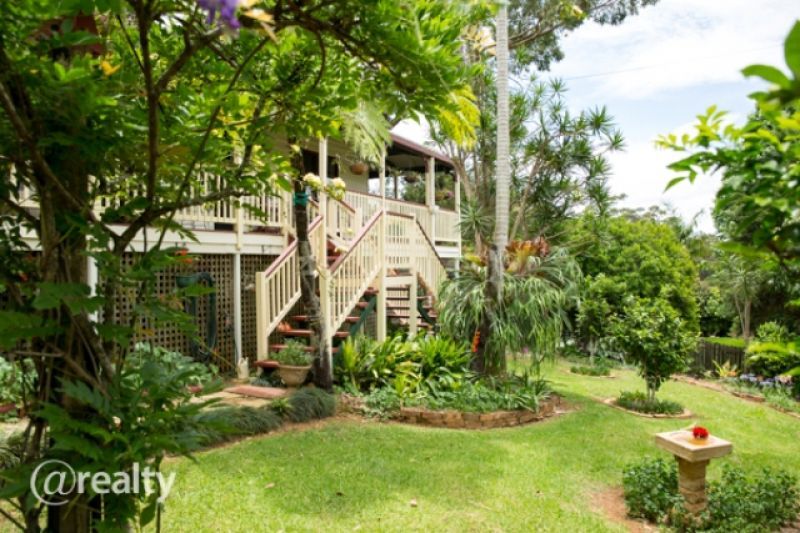 8 Teton Court, Tamborine Mountain QLD 4272, Image 2