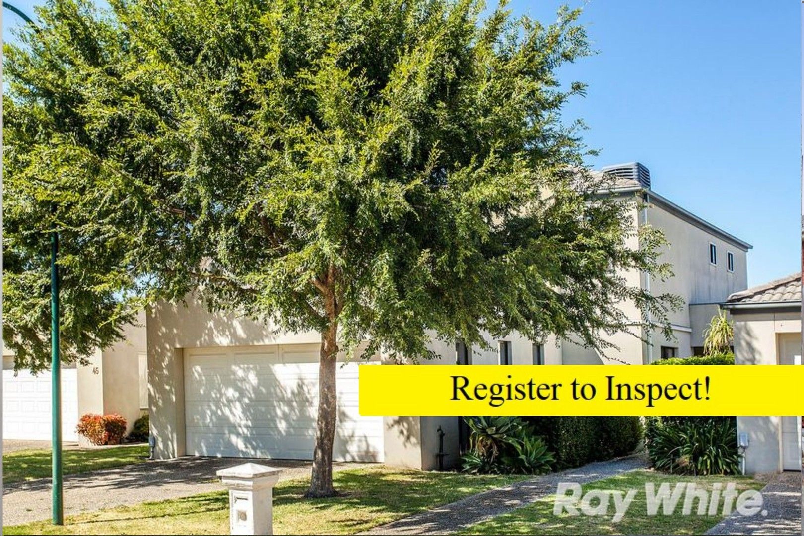 3 bedrooms House in 46 Sovereign Manors Crescent ROWVILLE VIC, 3178