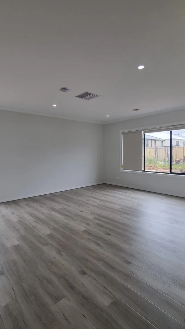 Additional image 7 of 34 Derrimut Street, Rockbank VIC 3335