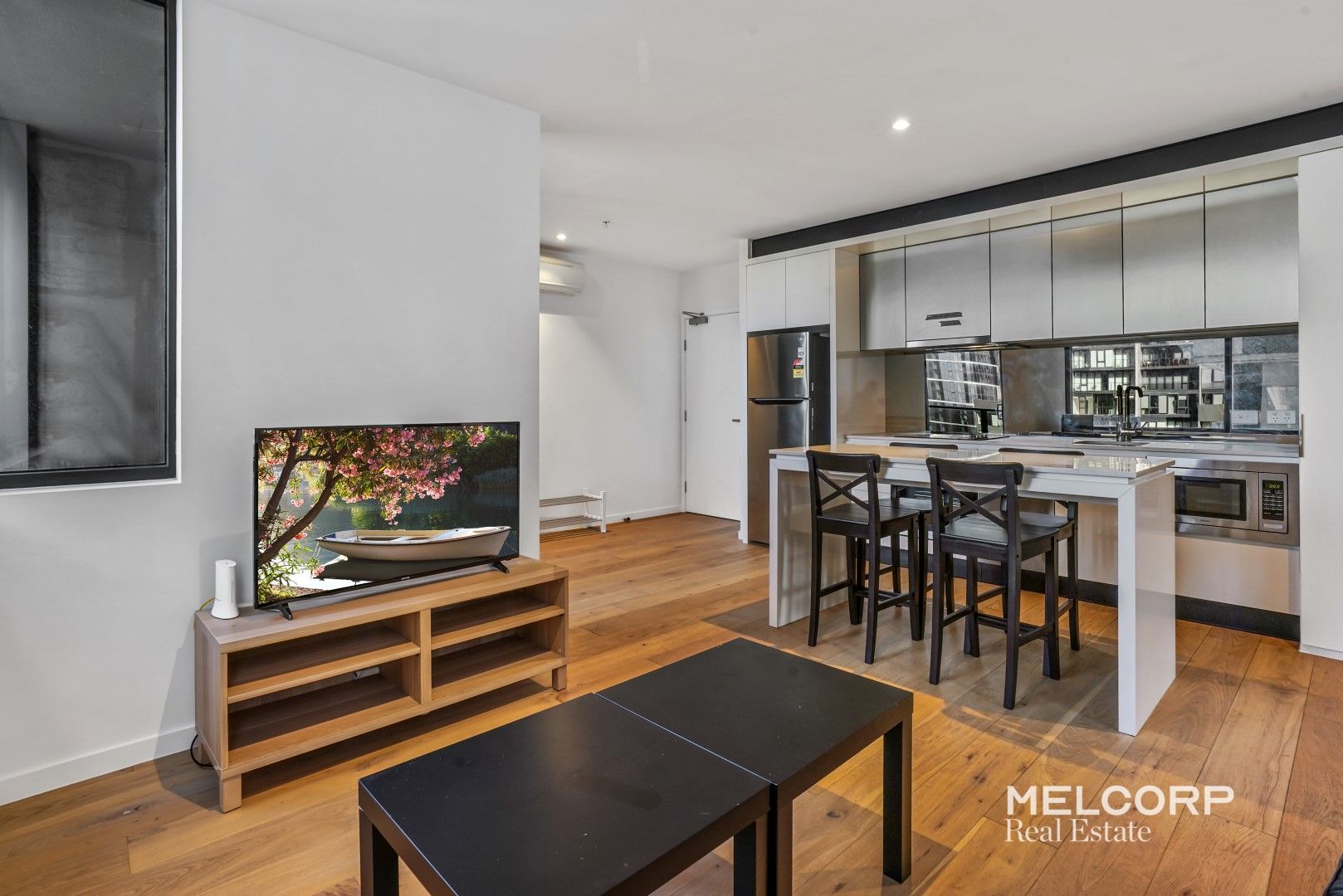 2402/33 Rose Lane, Melbourne VIC 3000, Image 0