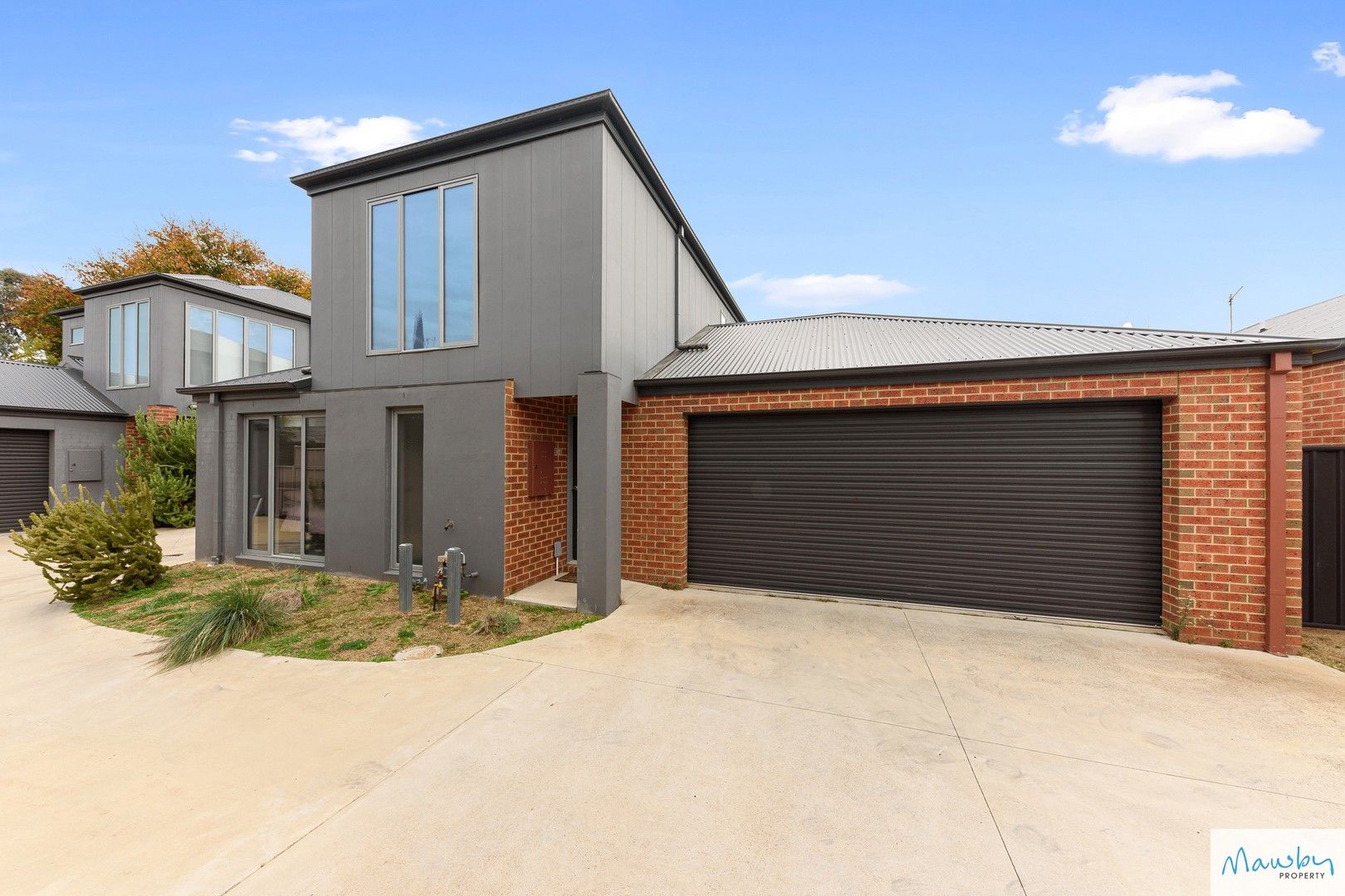 2/33a Booth Street, Golden Square VIC 3555, Image 0