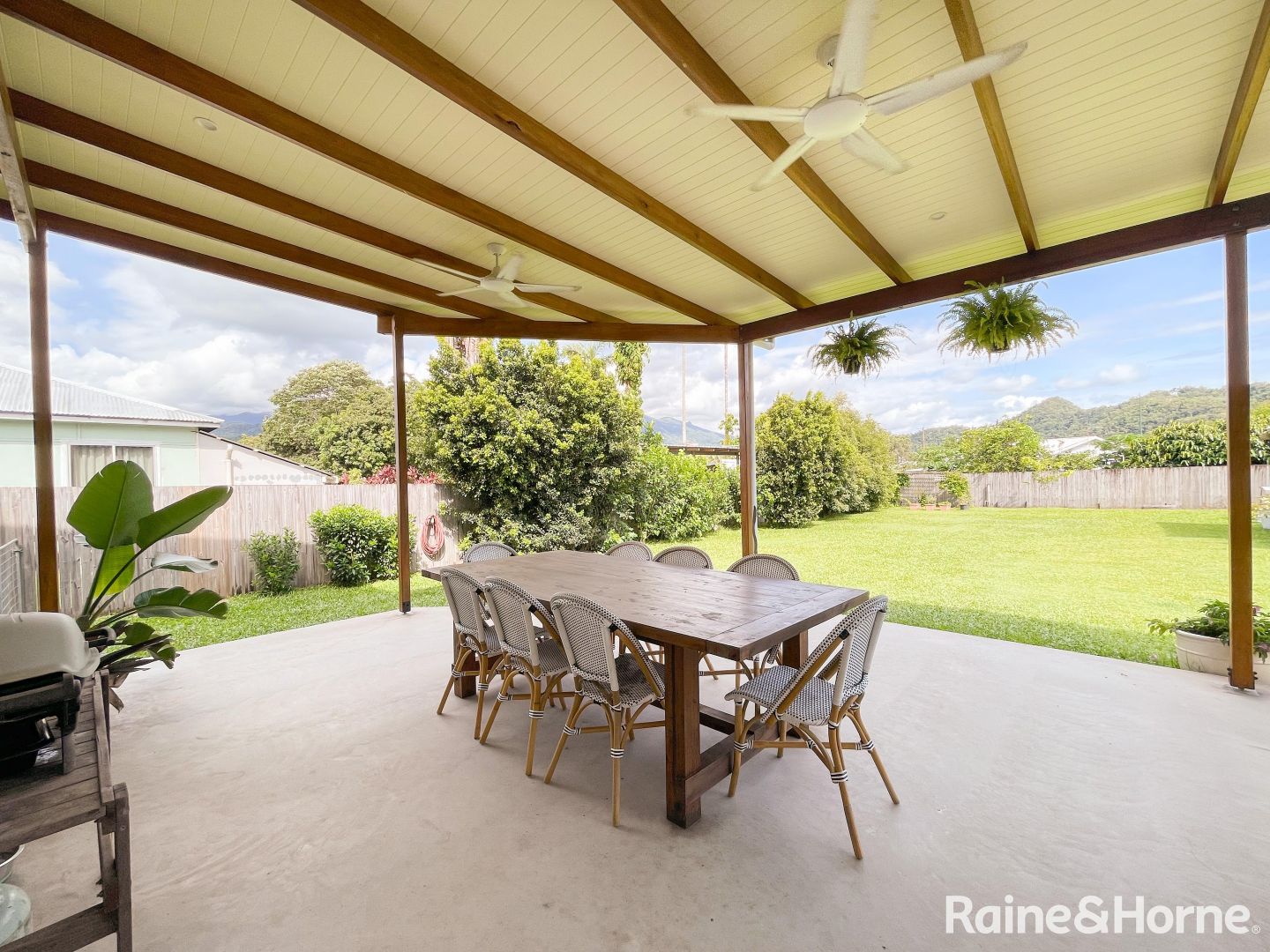 21 Cedars Street, Mossman QLD 4873, Image 1