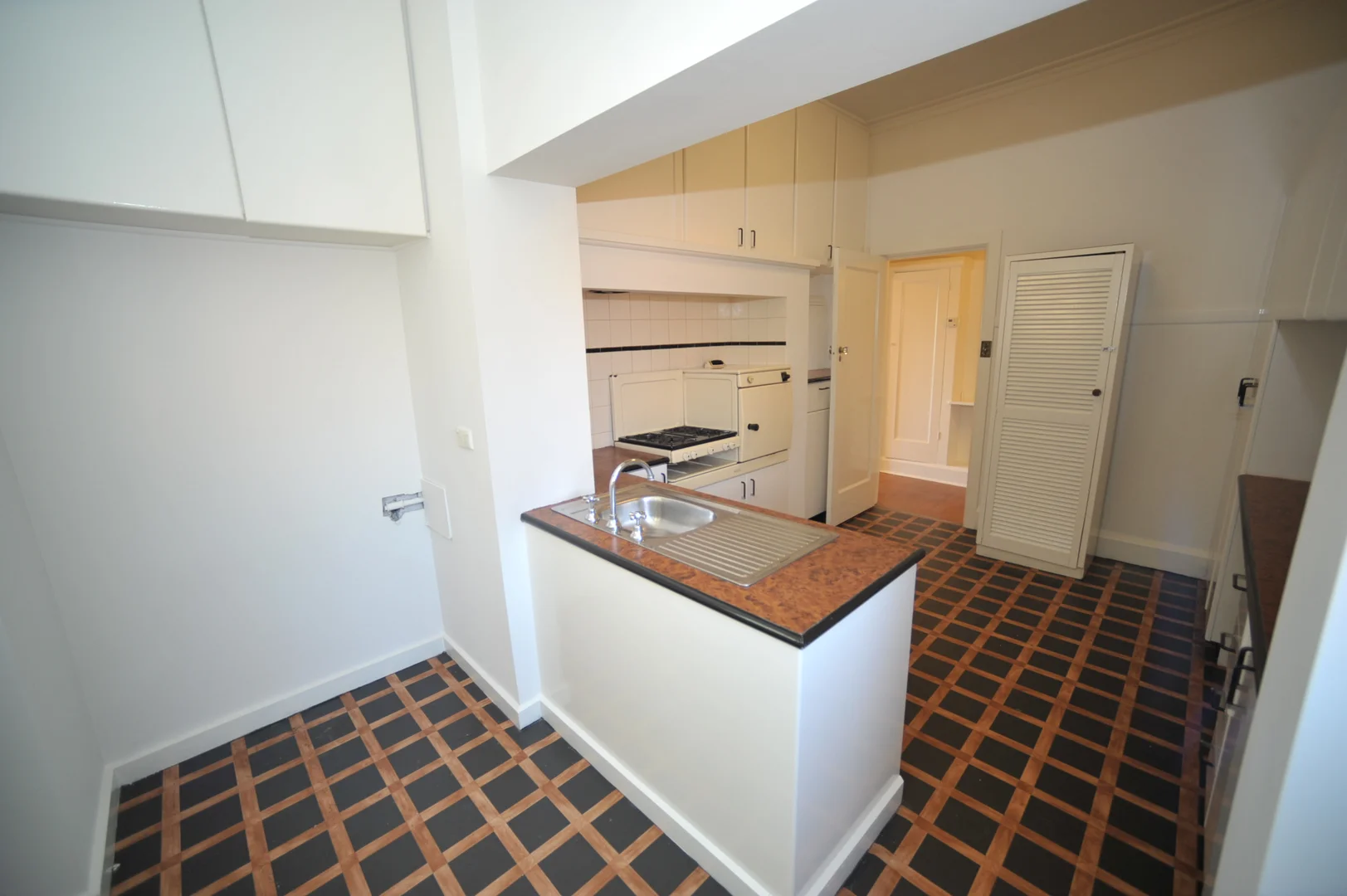 Additional image 9 of 1/10 MacDonald Street, Glen Iris VIC 3146